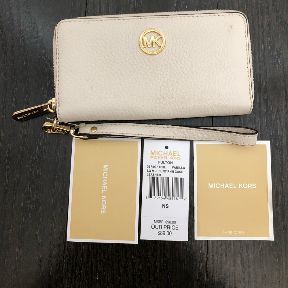 Michael Kors Fulton Tech Wristlet